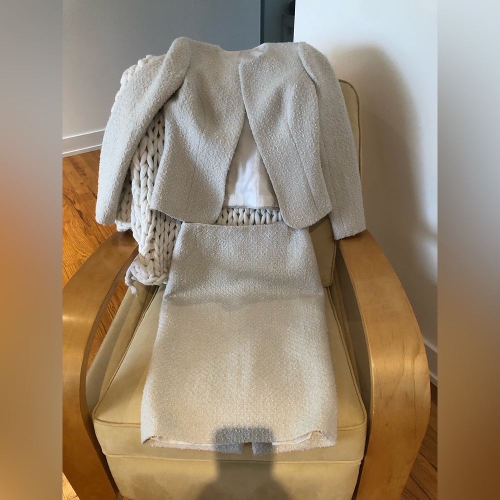 Stunning Tailor made 2 piece suit